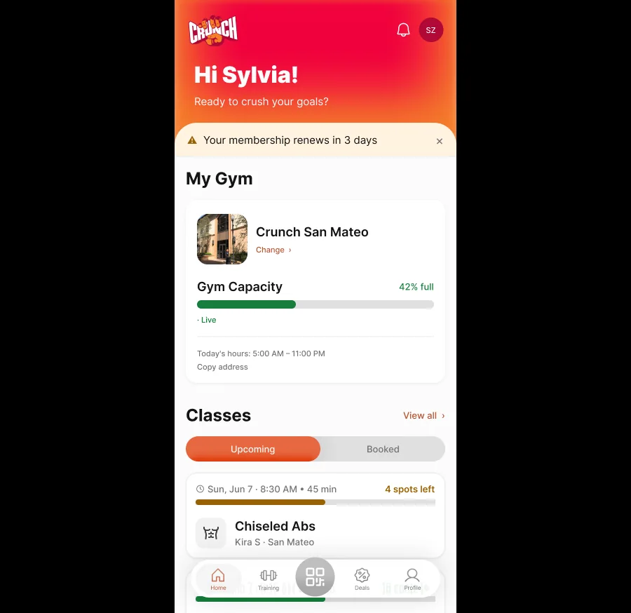 Redesigned Crunch home screen with gym capacity and upcoming classes together